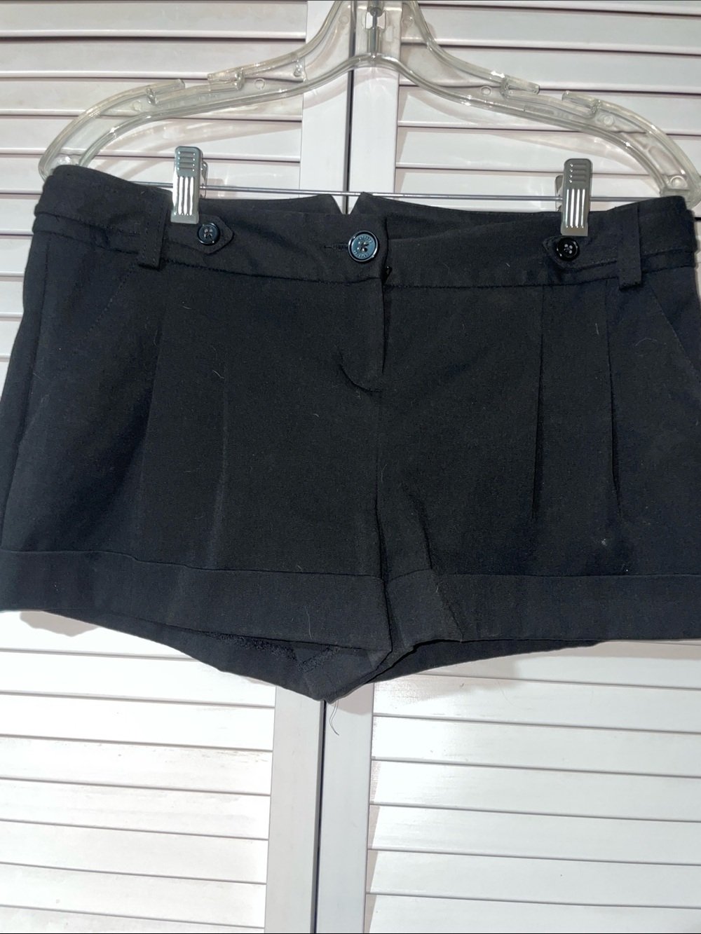 Mid-Rise Black Tailored Women's Shorts